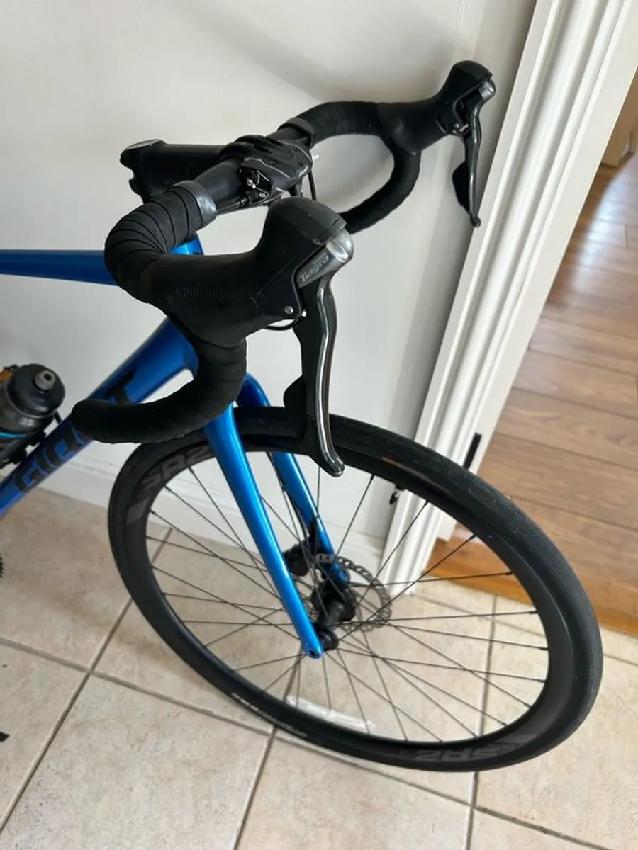 Giant contend AR2 - Image 4