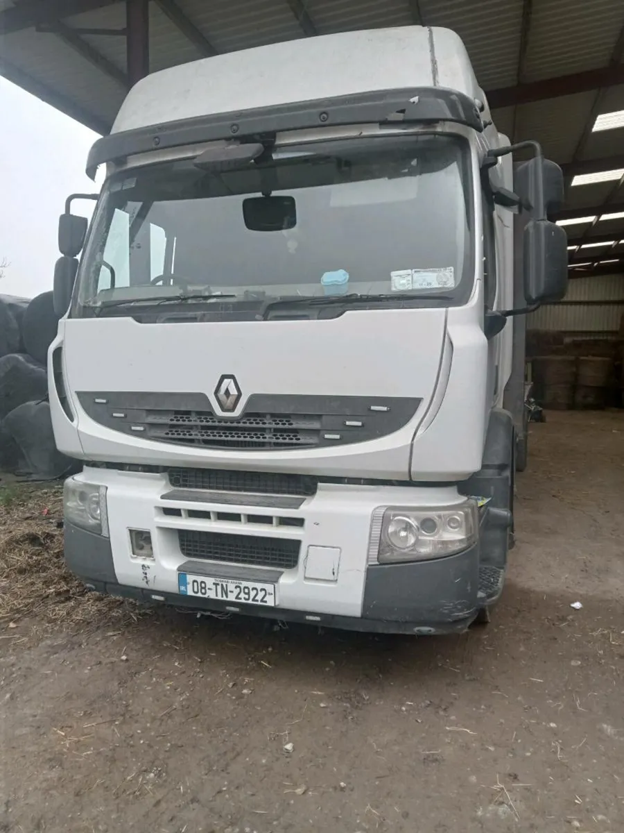 Renault Truck for sale - Image 2