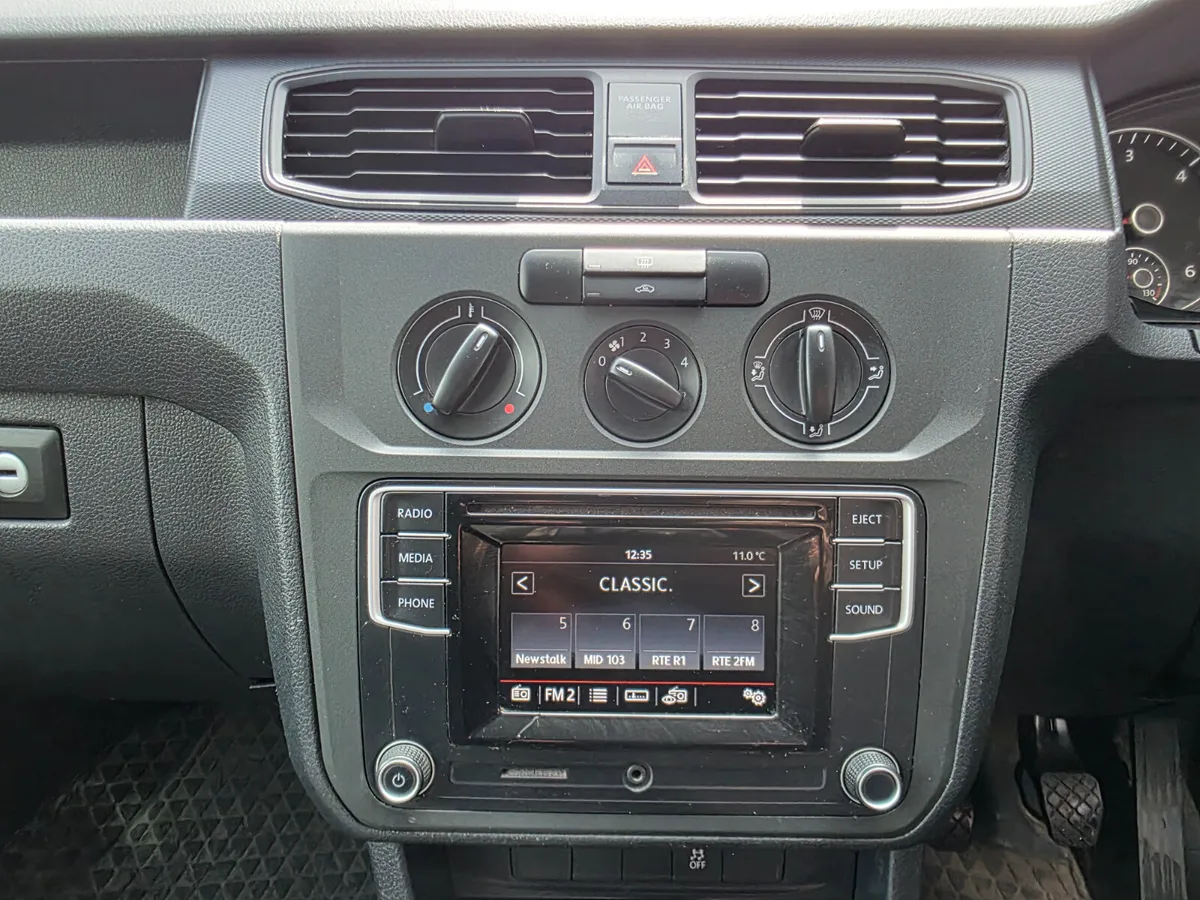 2019 Volkswagen Caddy 2.0 TDI // VAT INVOICE - Image 4