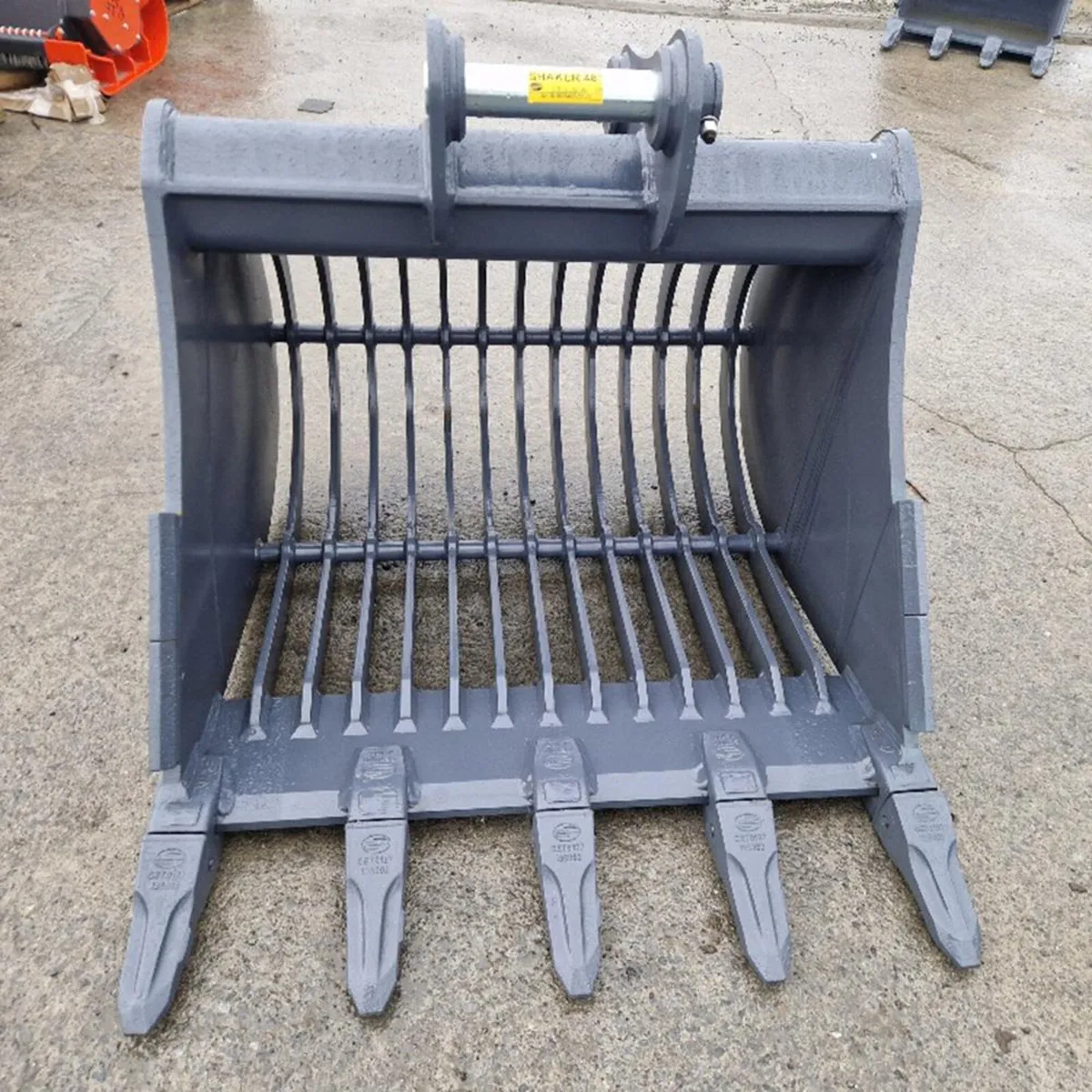 10-14 ton riddle buckets - Image 2