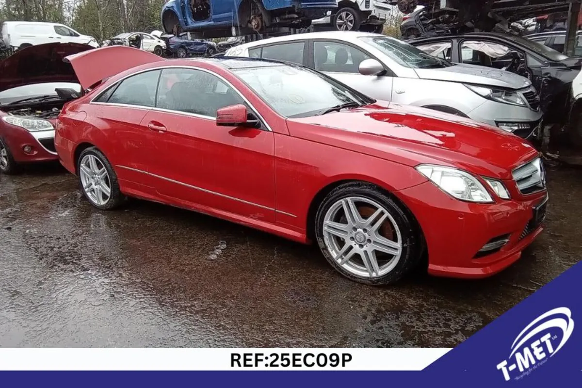 2013 MERCEDES E-CLASS BREAKING FOR PARTS - Image 1