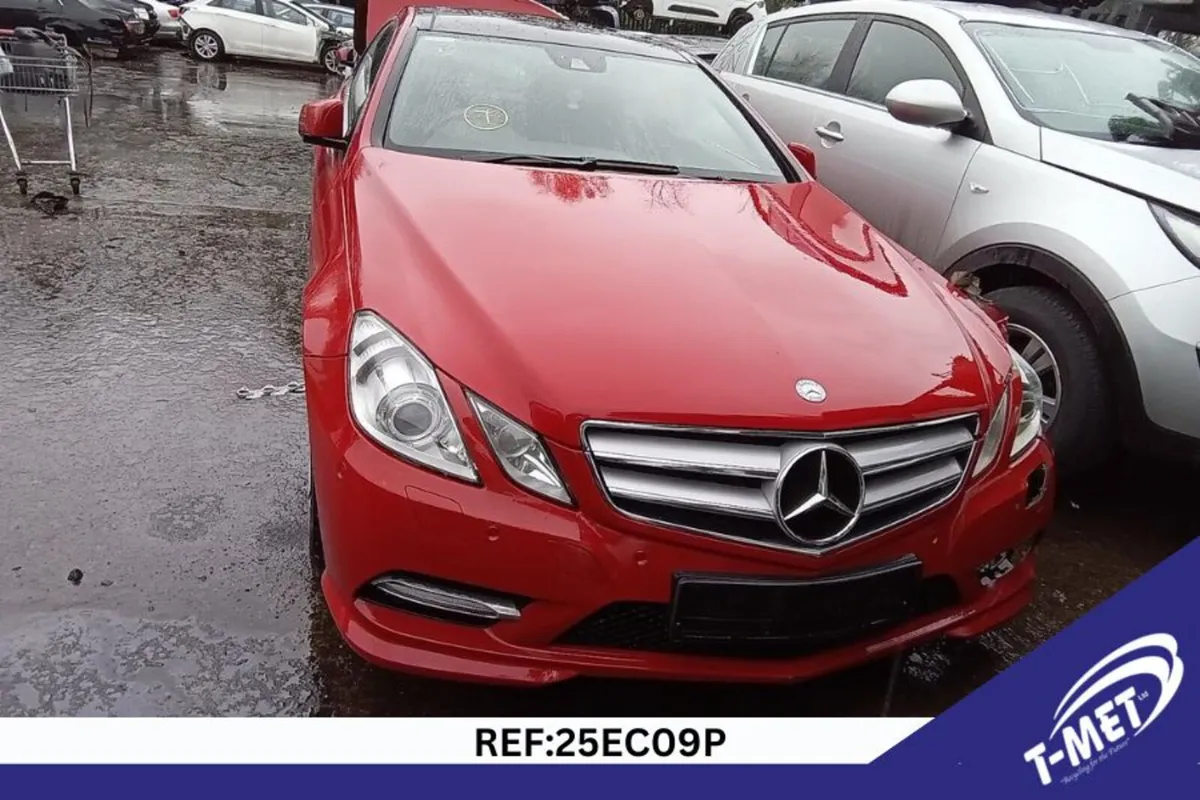 2013 MERCEDES E-CLASS BREAKING FOR PARTS - Image 2
