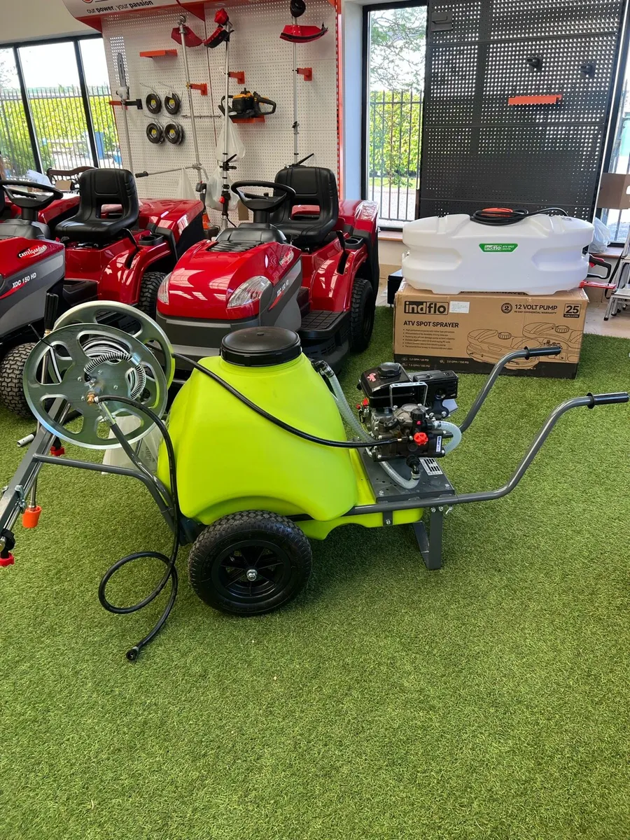 ROCHA 125 LT BARROW ENGINE SPRAYER - Image 3