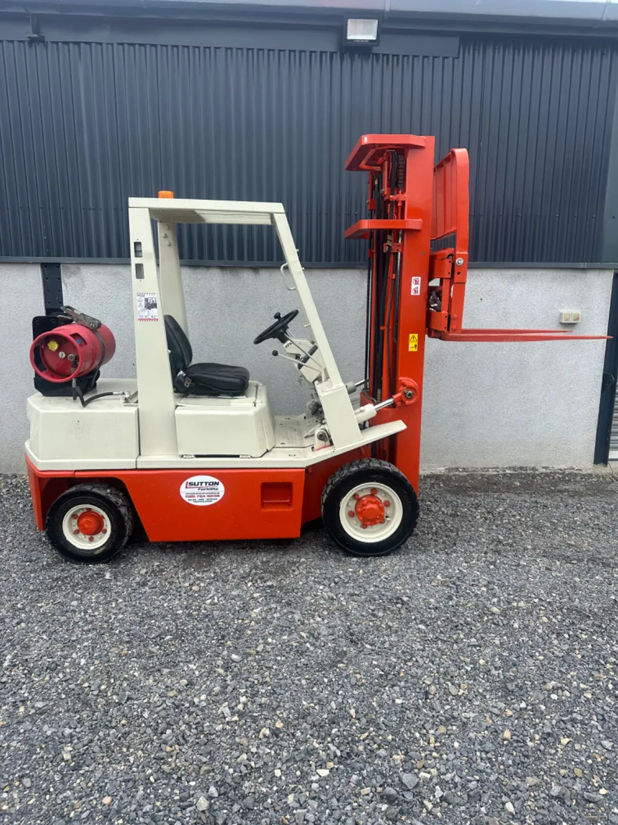 Nissan Forklift - Image 4