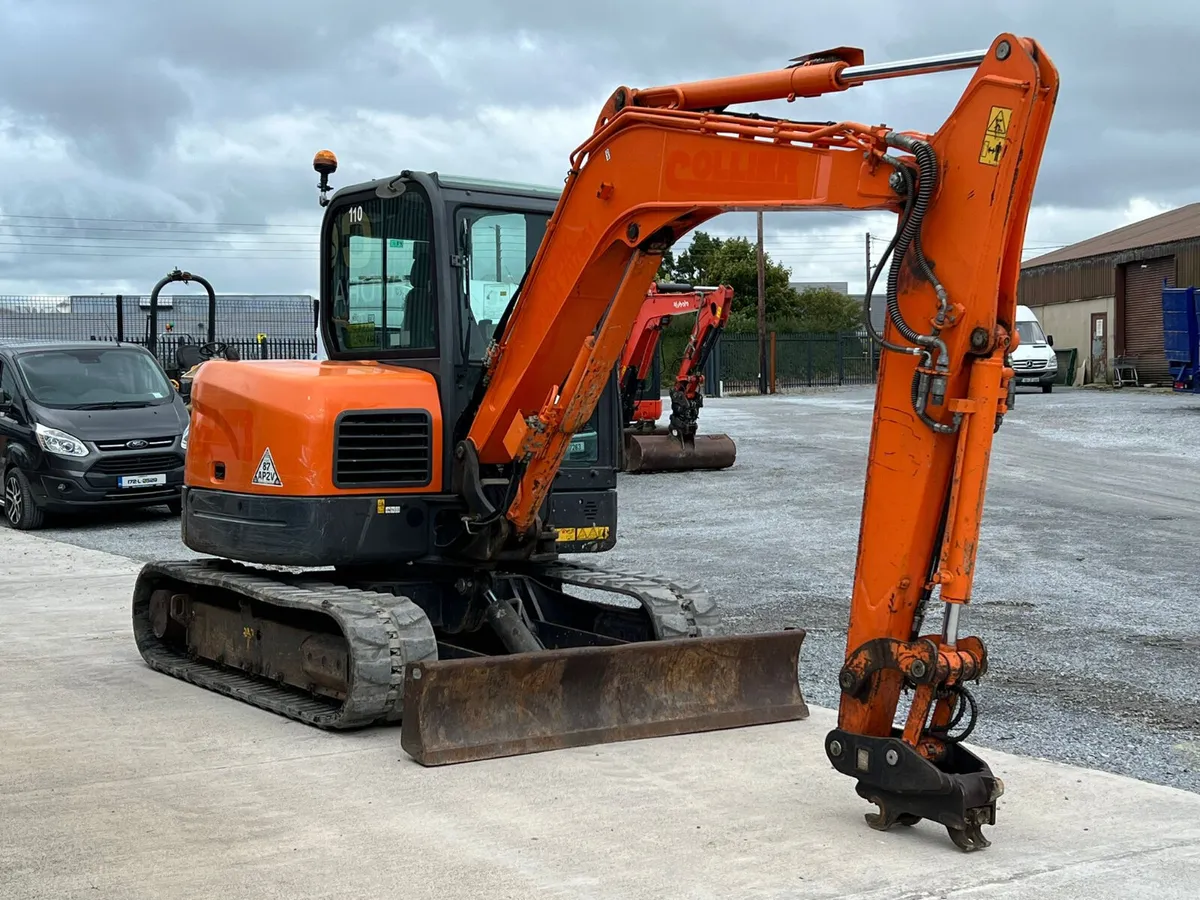 2016 doosan dx63 - Image 3