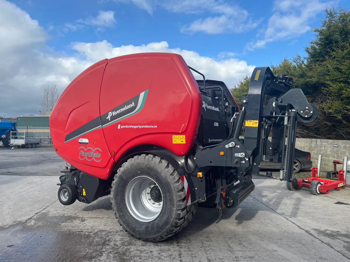 Kverneland baler - Image 1