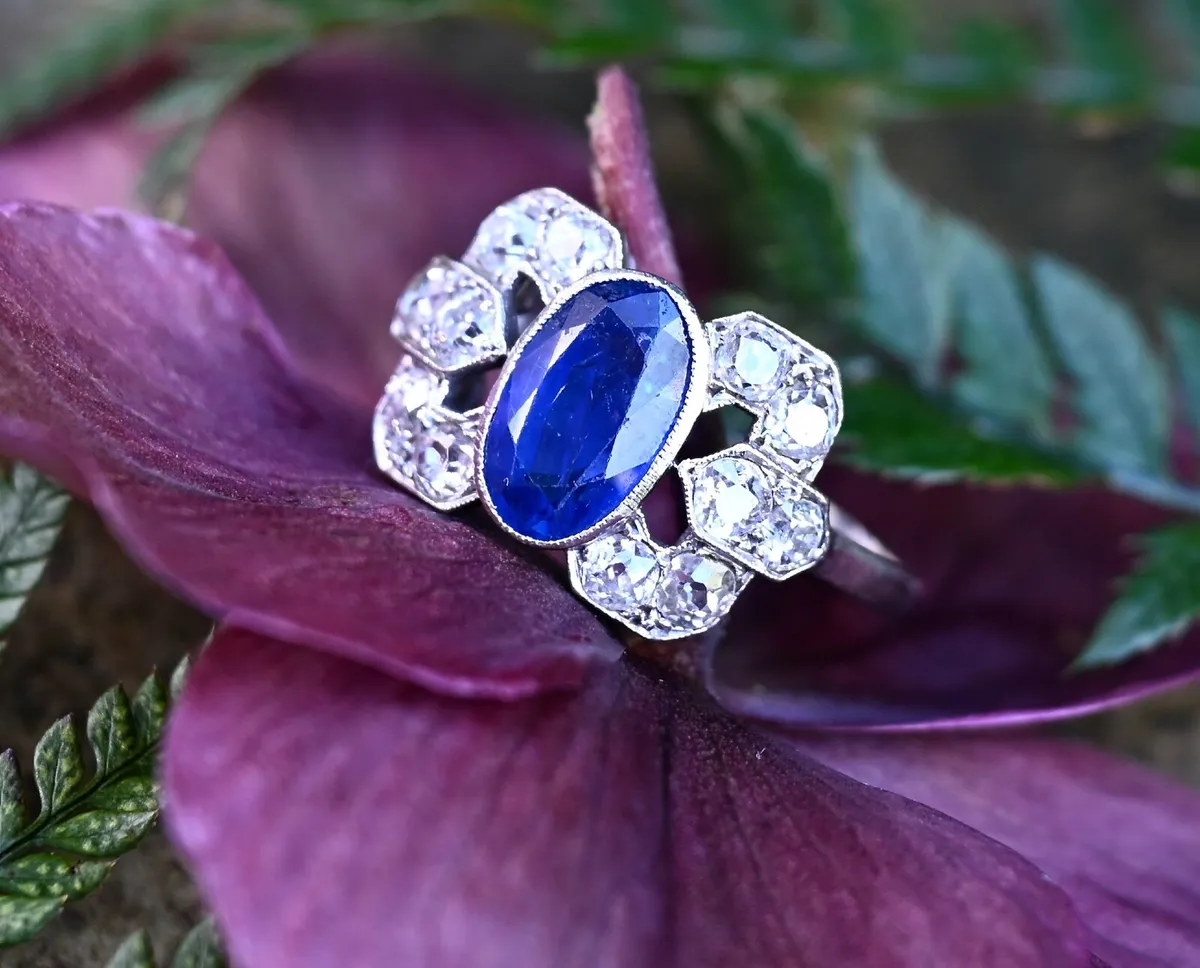 Antique Art Deco Sapphire & Diamond Ring  Platinum - Image 2