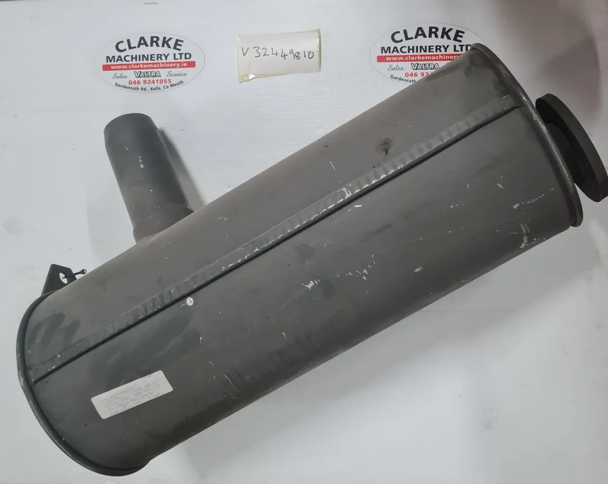 Valtra parts ex stock - Image 4