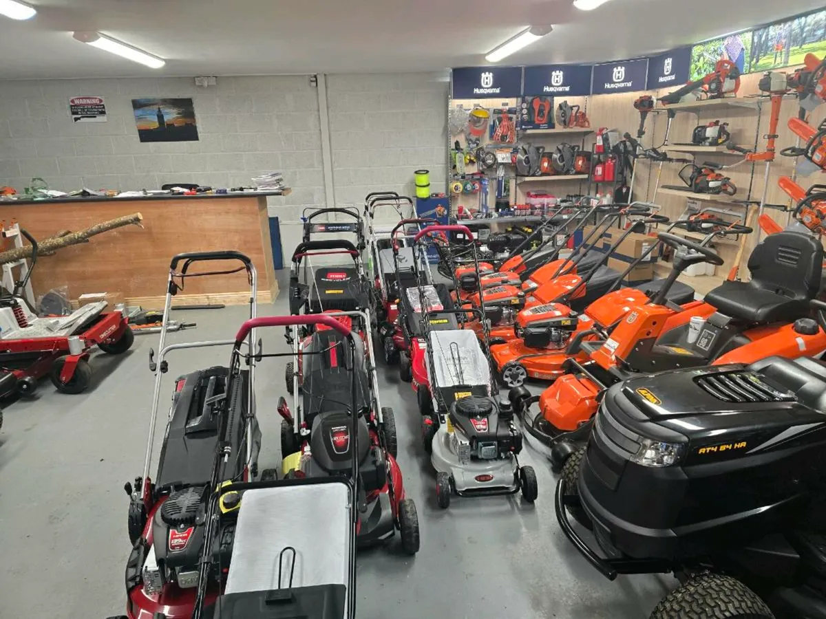 Lawnmowers, chainsaws,strimmers and hedgetrimmers - Image 2