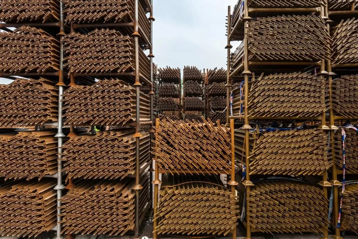 Kwik Stage Scaffolding - Image 1