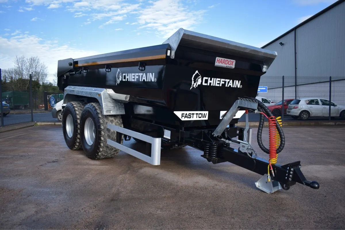 Half pipe dump trailer - Image 2