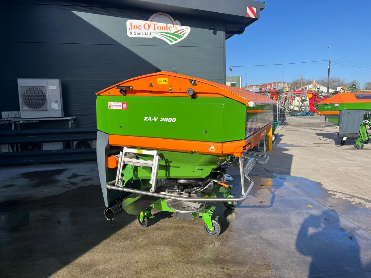 New Amazone ZAV 2000 Litre Fertilizer Spreader - Image 3