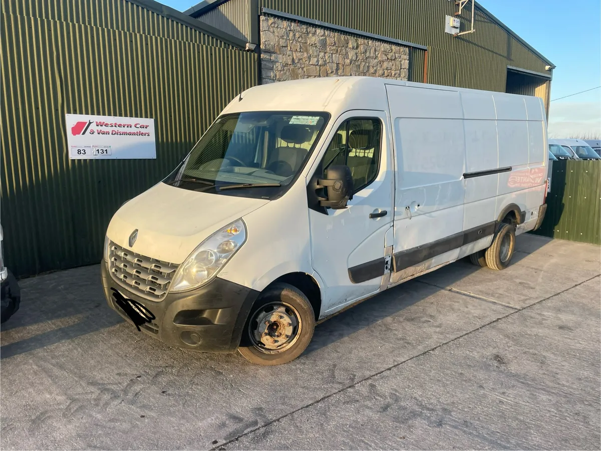 131 Renault master 2.3 rwd  for dismantling