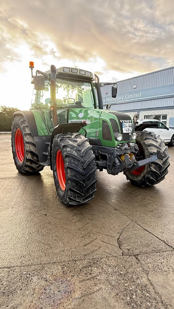 2004 Fendt 716 Vario - €36,000 + VAT - Image 3