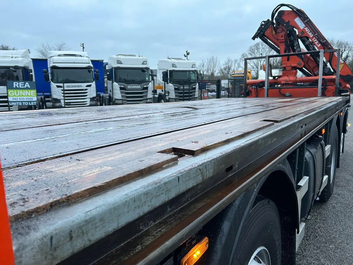 2017 DAF CF 400 EURO 6, Sleepercab, 8X2 Rear Lift - Image 4