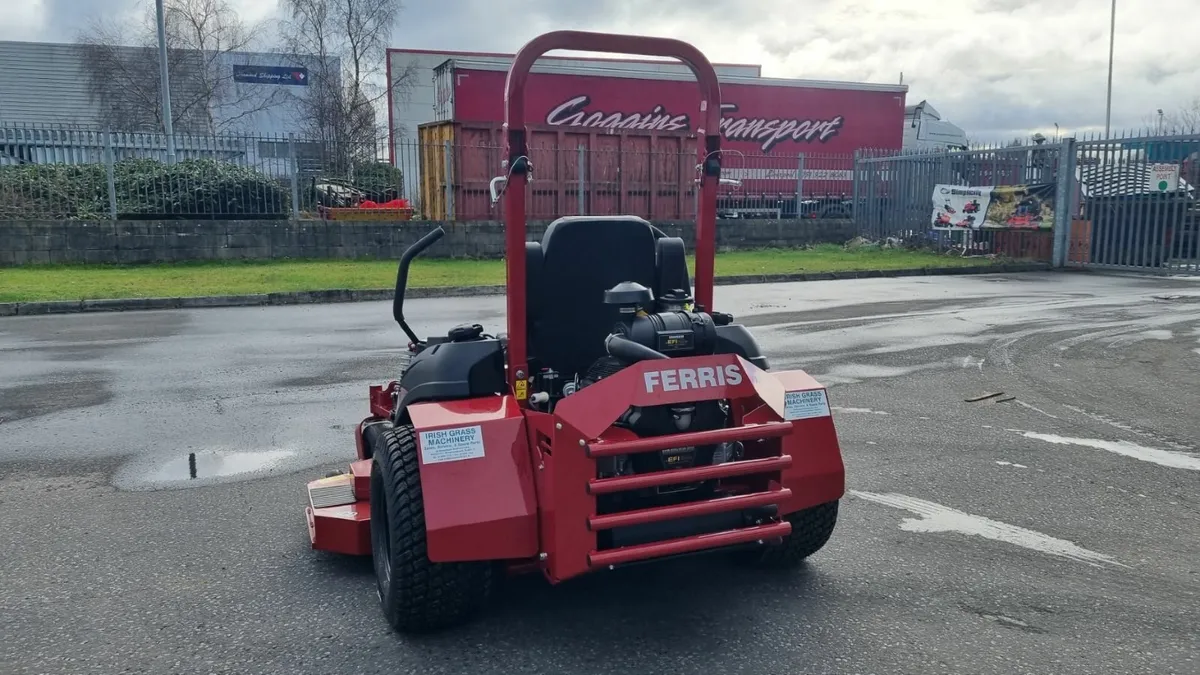 Ferris ISX3300 72" Zero Turn Mower - Image 2