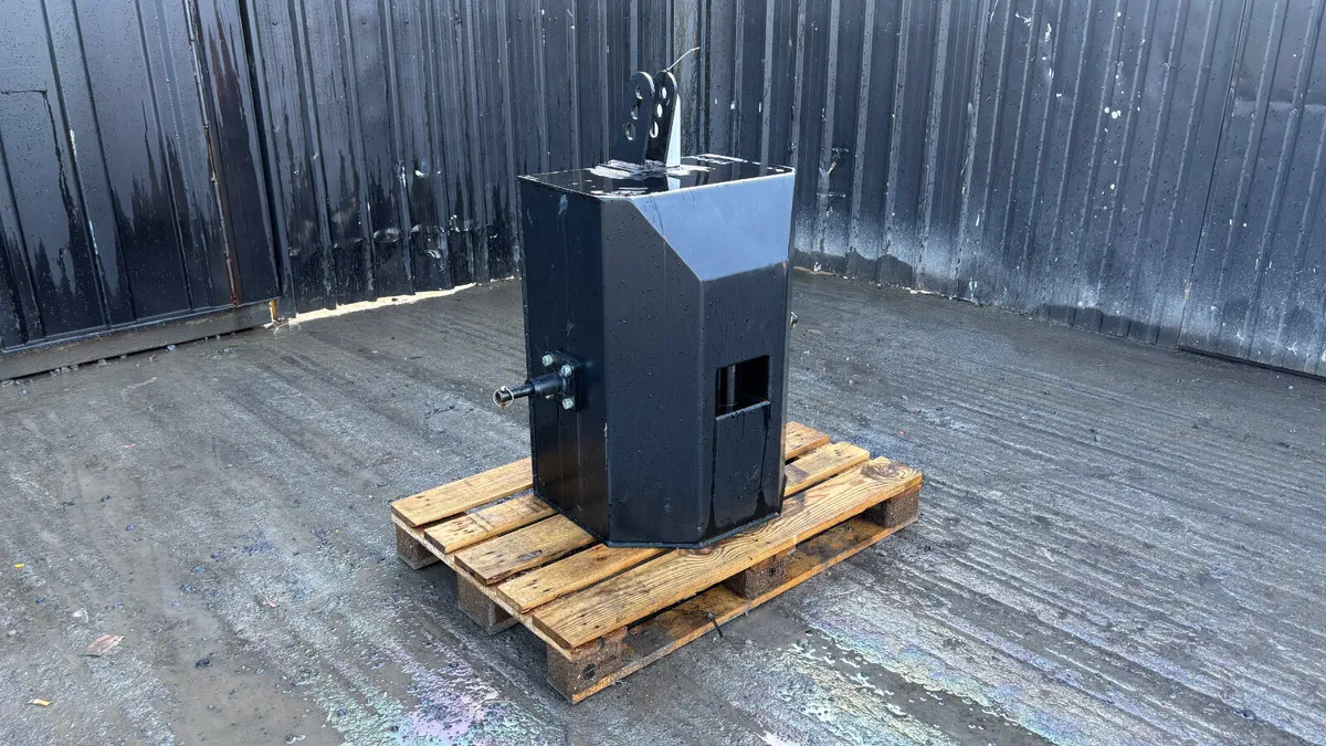 Weight Block to suit 3 point linkage - Image 1