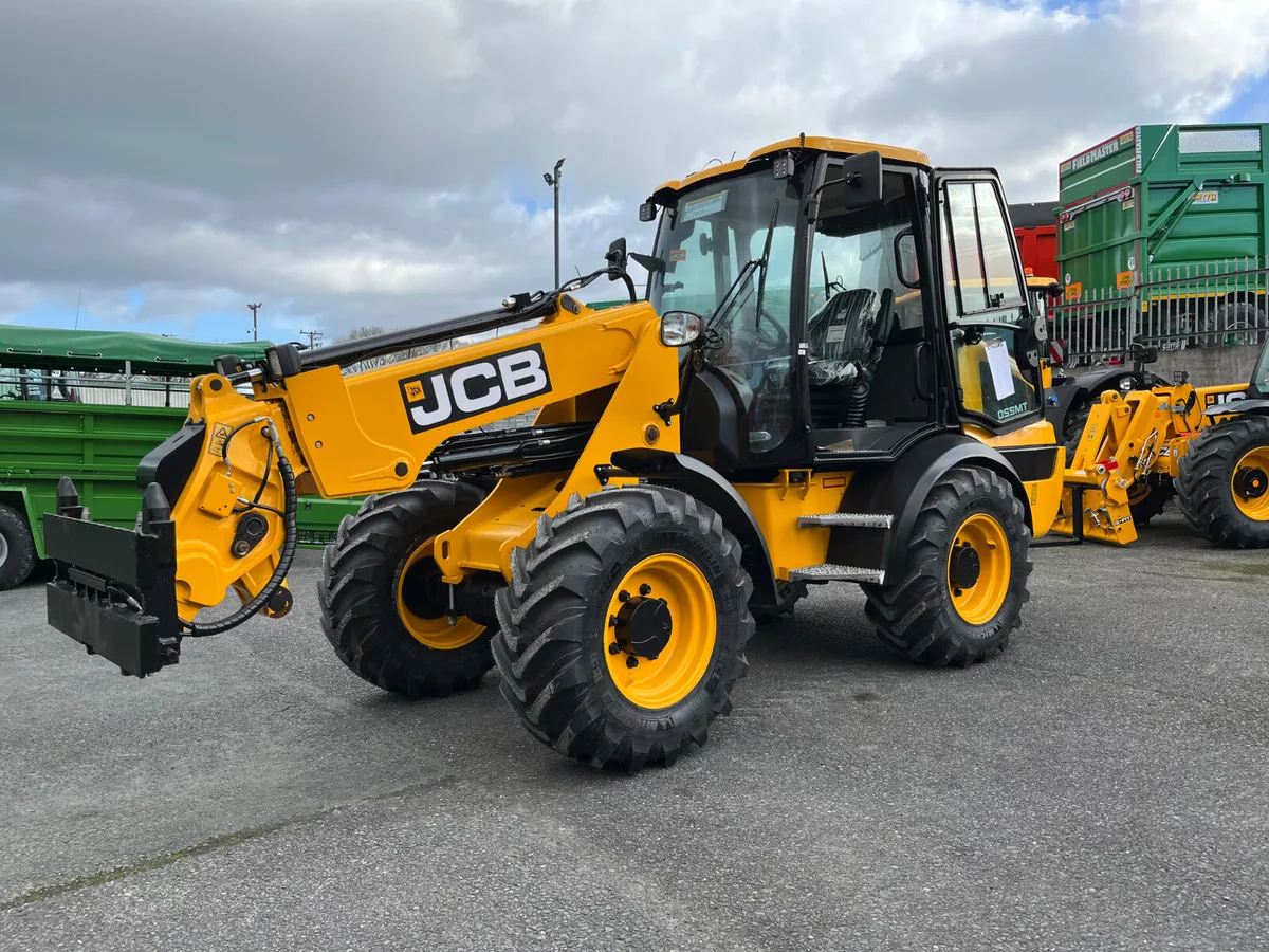 JCB TM 220 - Image 1
