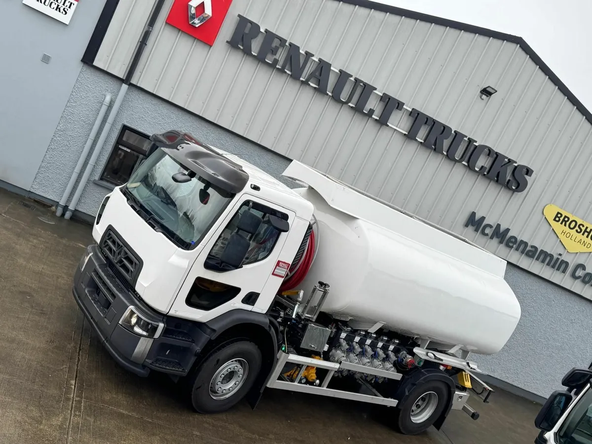 Renault Oil Tanker - Image 3