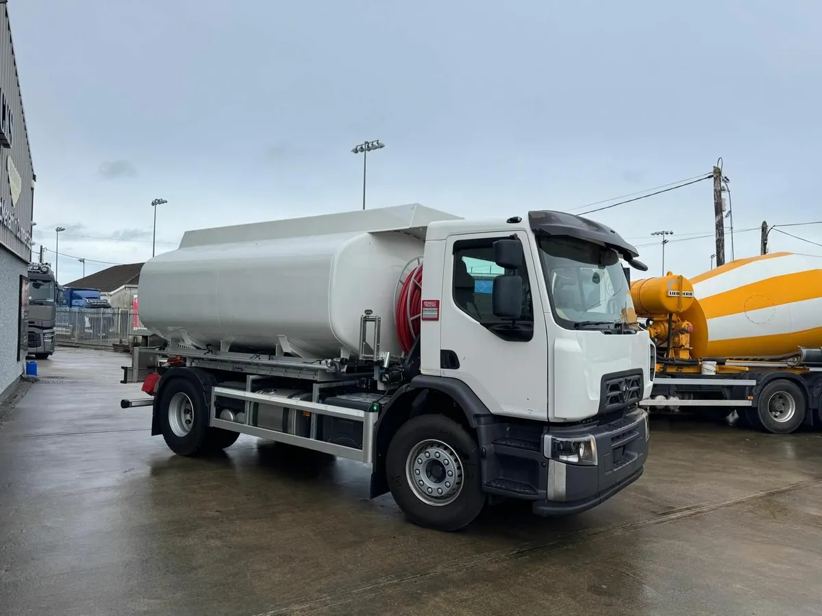 Renault Oil Tanker - Image 2