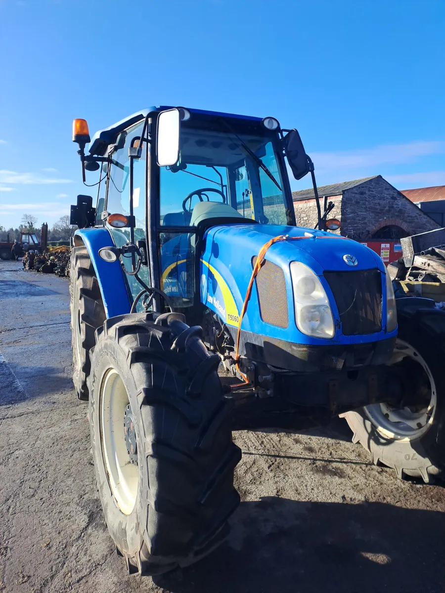 New Holland - Image 1