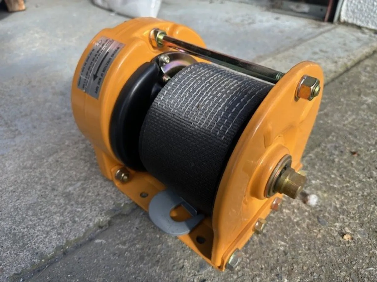 C0100 New 4'' Strap Winch (Special Clearance Price - Image 2