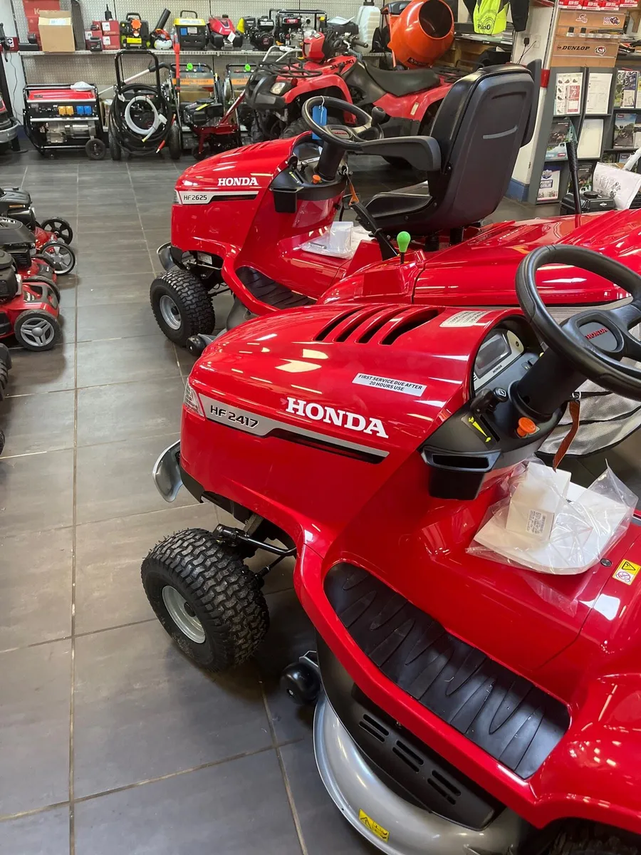 Lawnmowers - Image 3