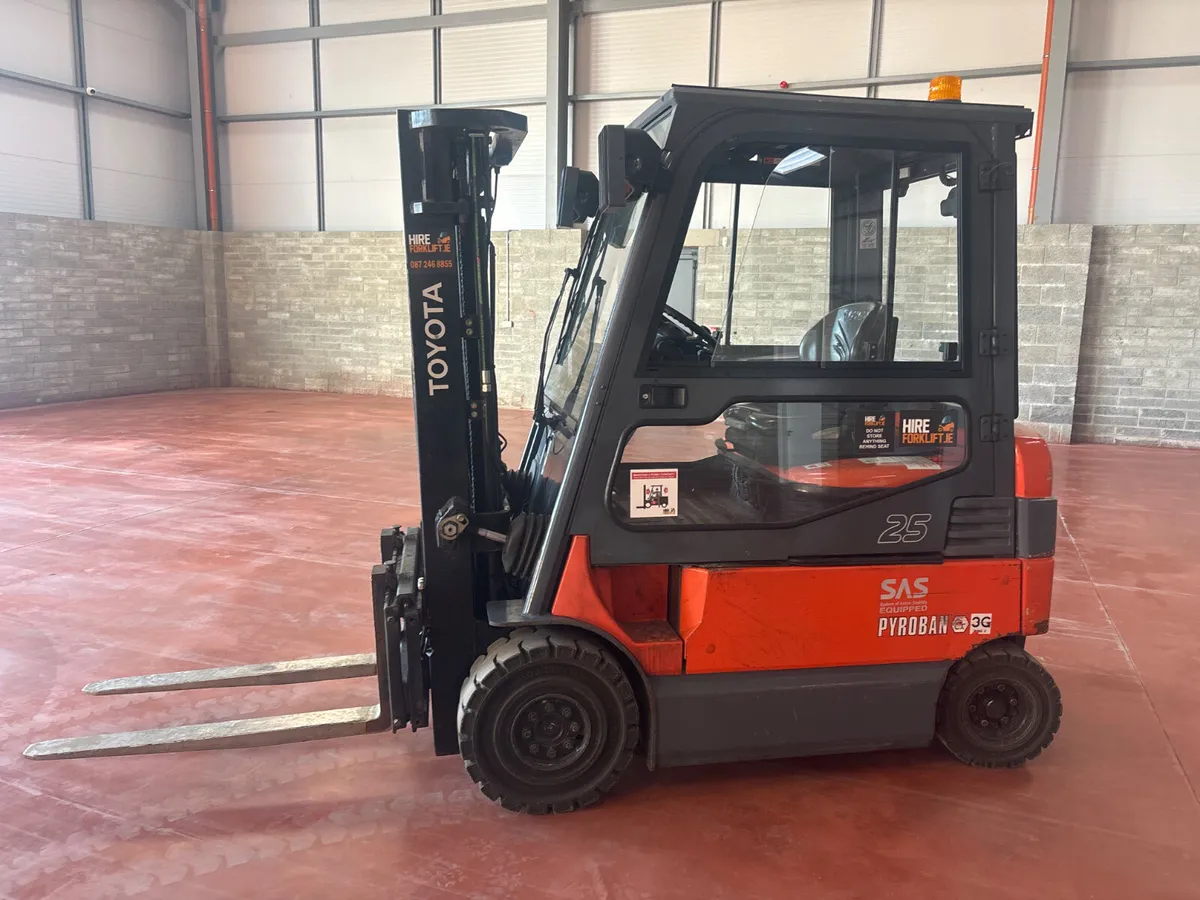 Toyota Pyroban Forklift - Image 1