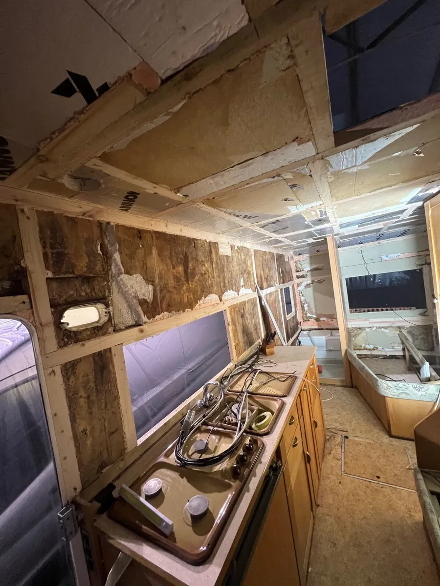 camper repair - Image 2