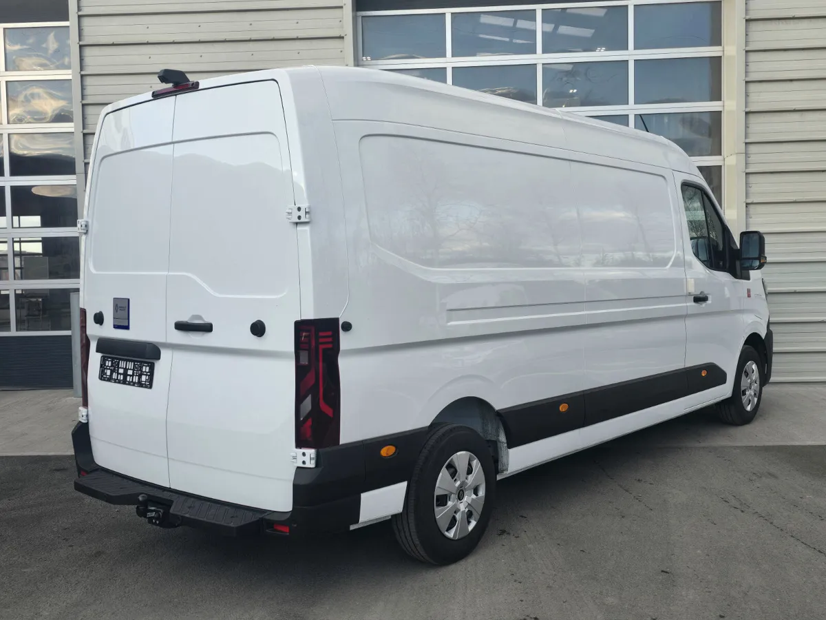 Renault Master E Tech Red Edition L3H2 - Image 3