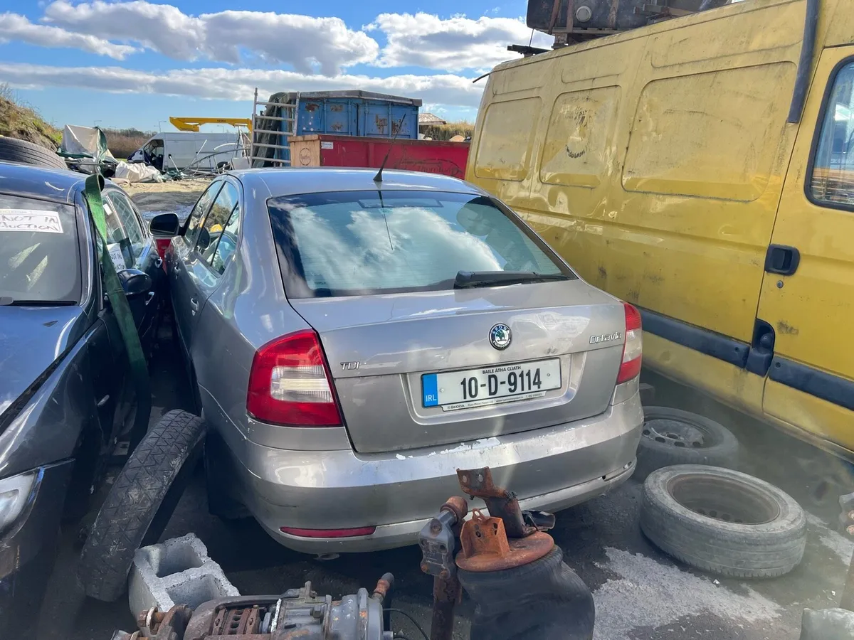 Mercedes W211 Passat Skoda ovtavia Parts - Image 3