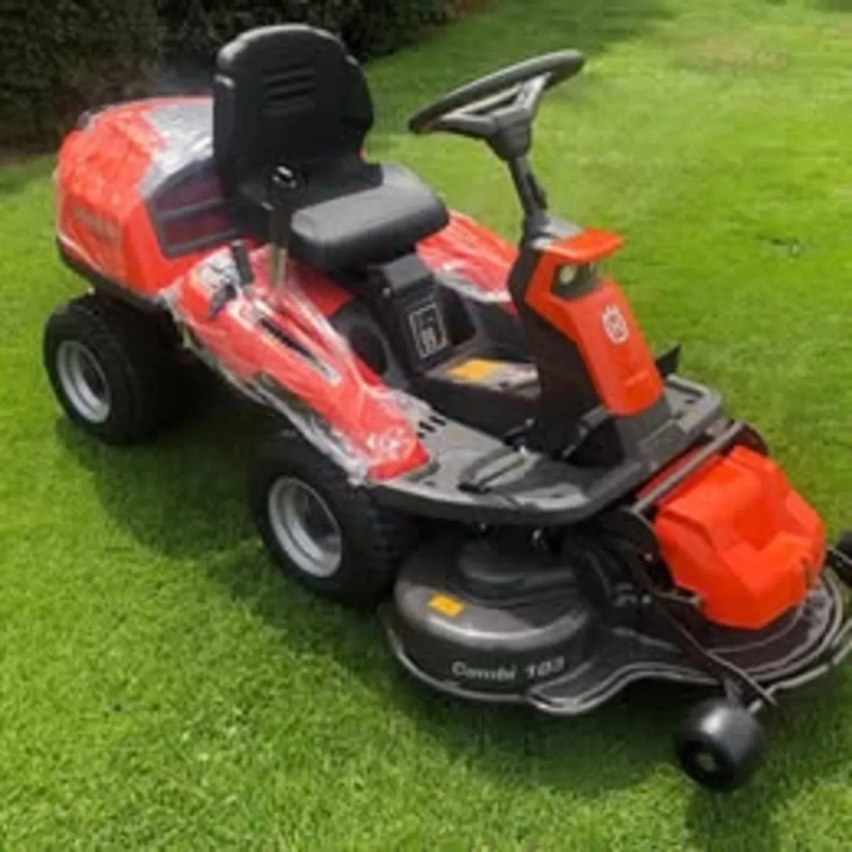 HUSQVARNA RIDER R216T AWD - Image 1