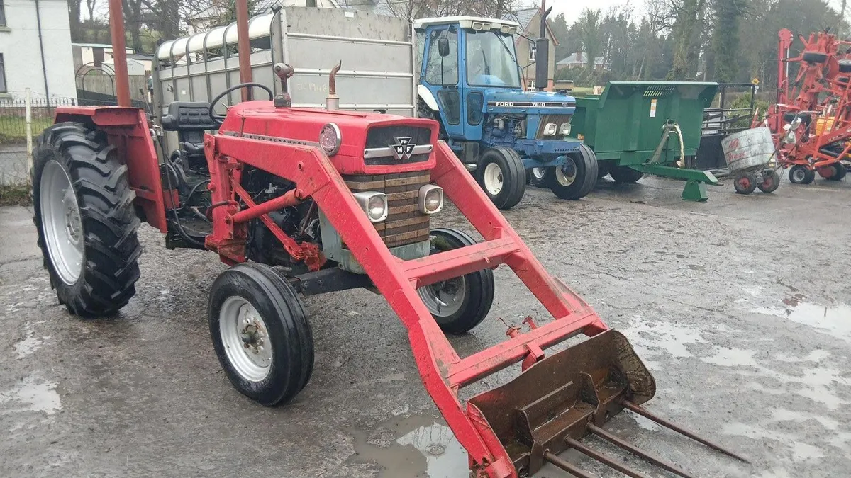 MASSEY LOADER - Image 1