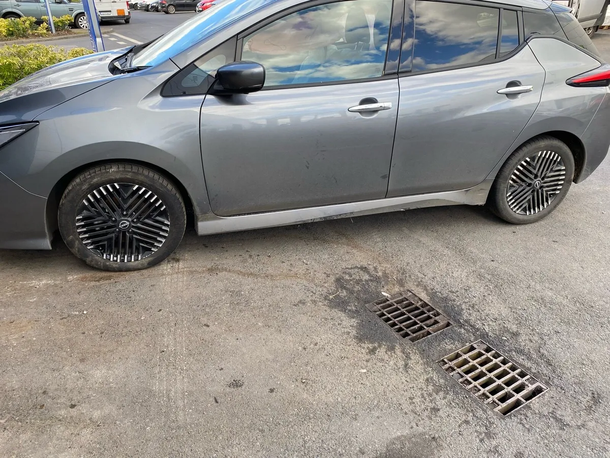 2024 NISSAN LEAF  FOR PARTS ONLY - Image 2