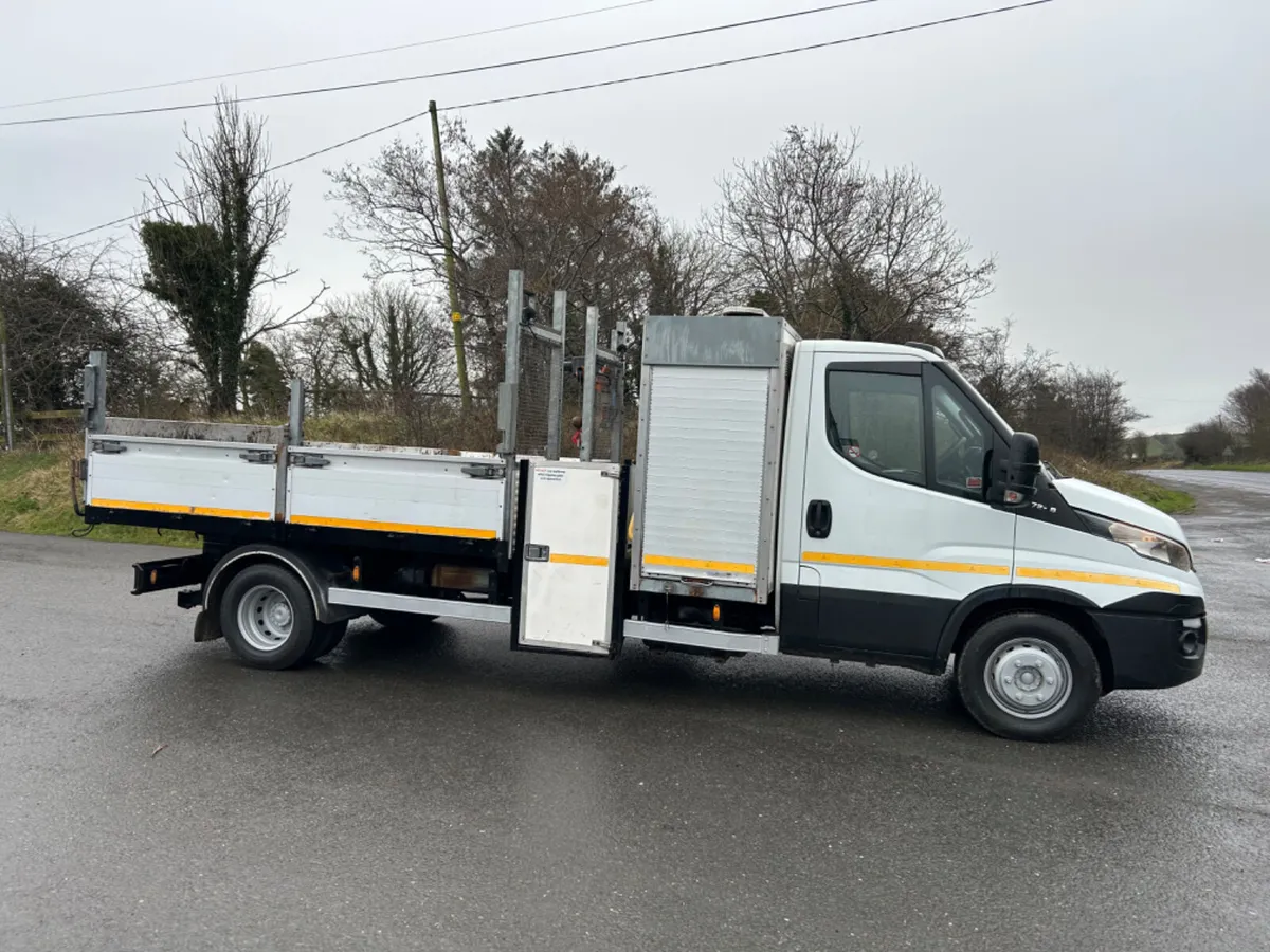2017 iveco daily 70c18 7.2 ton tipper - Image 4