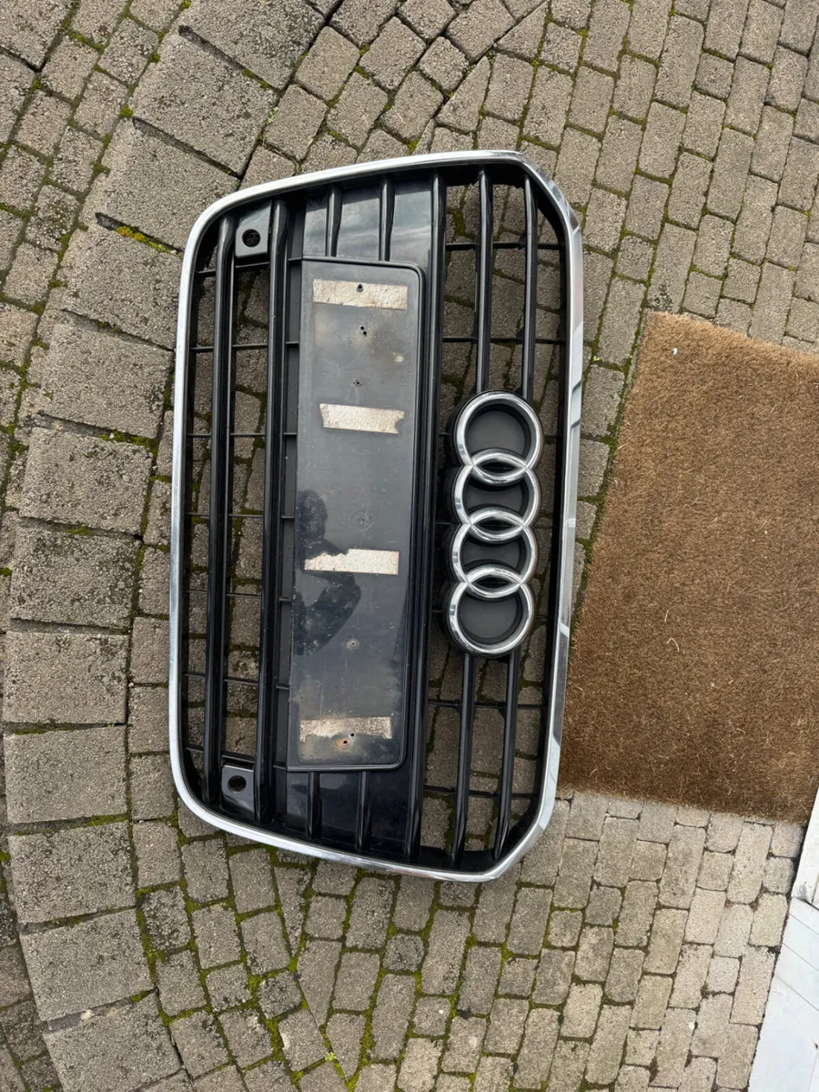Audi a6 front grill 2011-2014  used