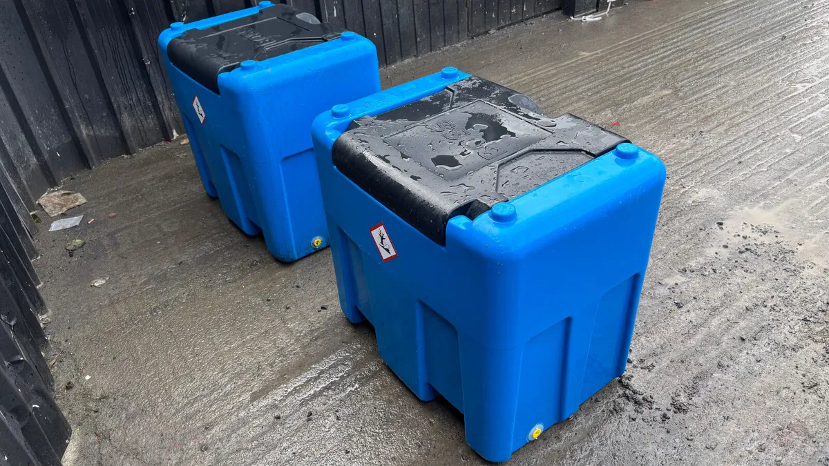 NEW Boss 210L Plastic Adblue Bowser - Image 4