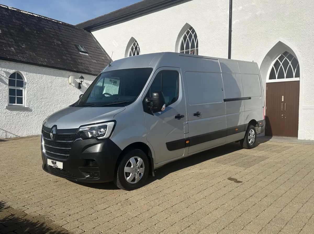 2022 (222 Reg) Renault Master Business+ 150BHP - Image 3