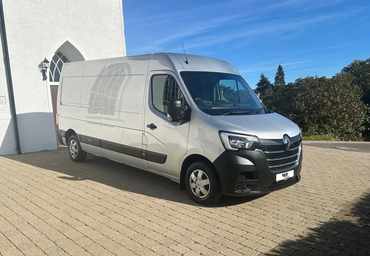 2022 (222 Reg) Renault Master Business+ 150BHP - Image 1