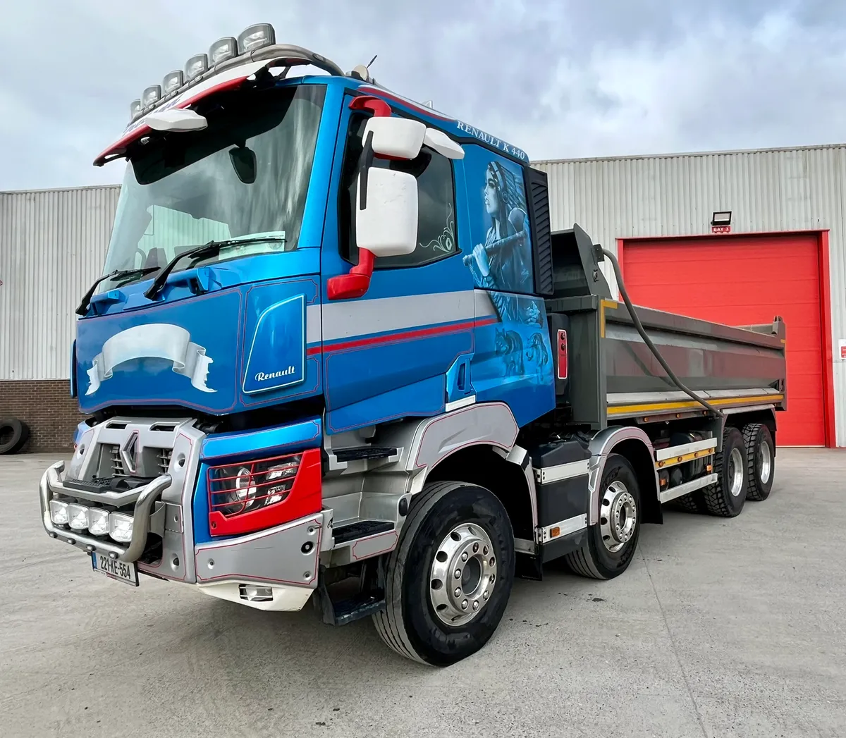 2022 Renault K440 8 X 4 Tipper - Image 1