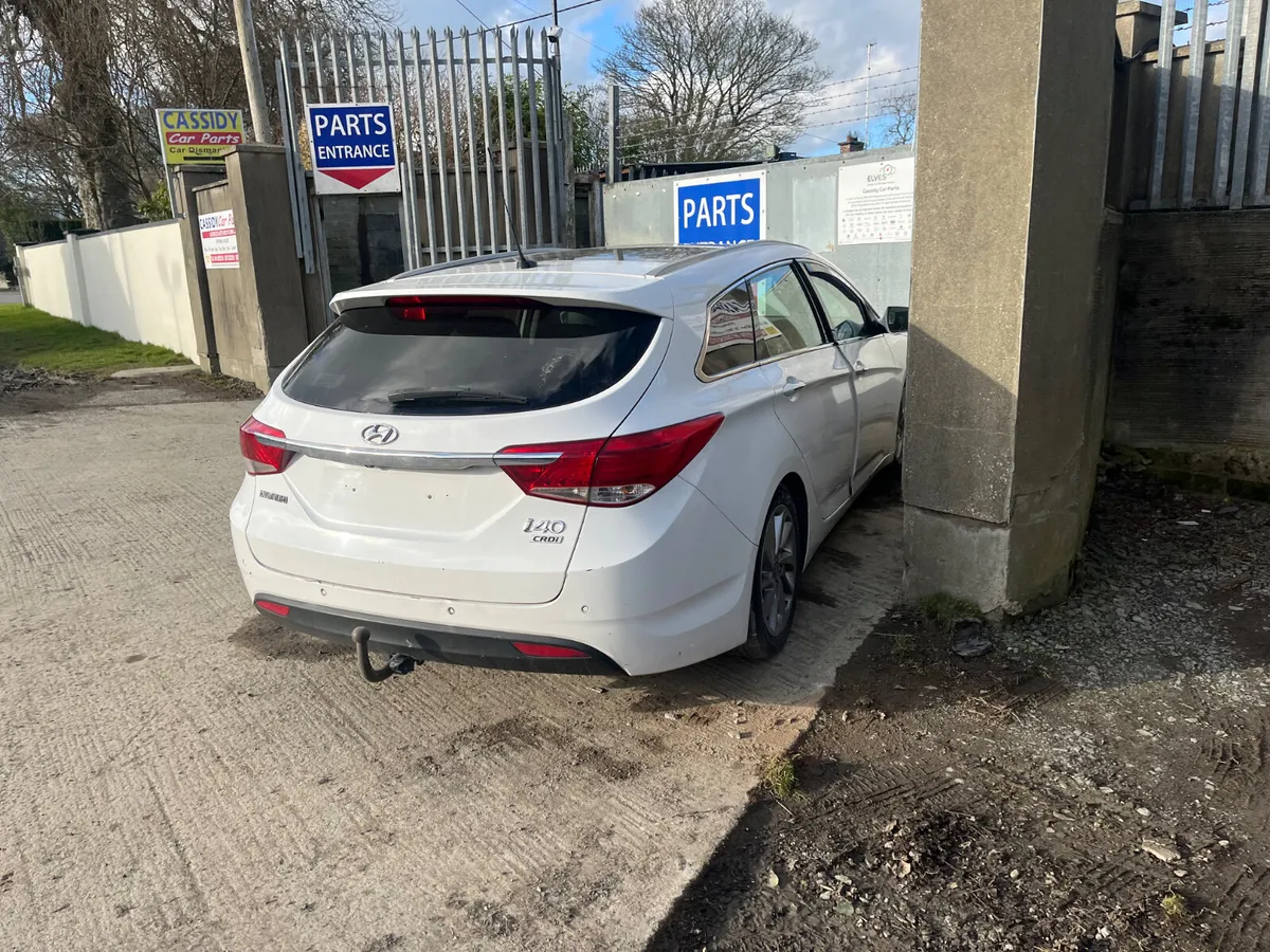 For Parts 2014 Hyundai i40 1.7 diesel auto - Image 4