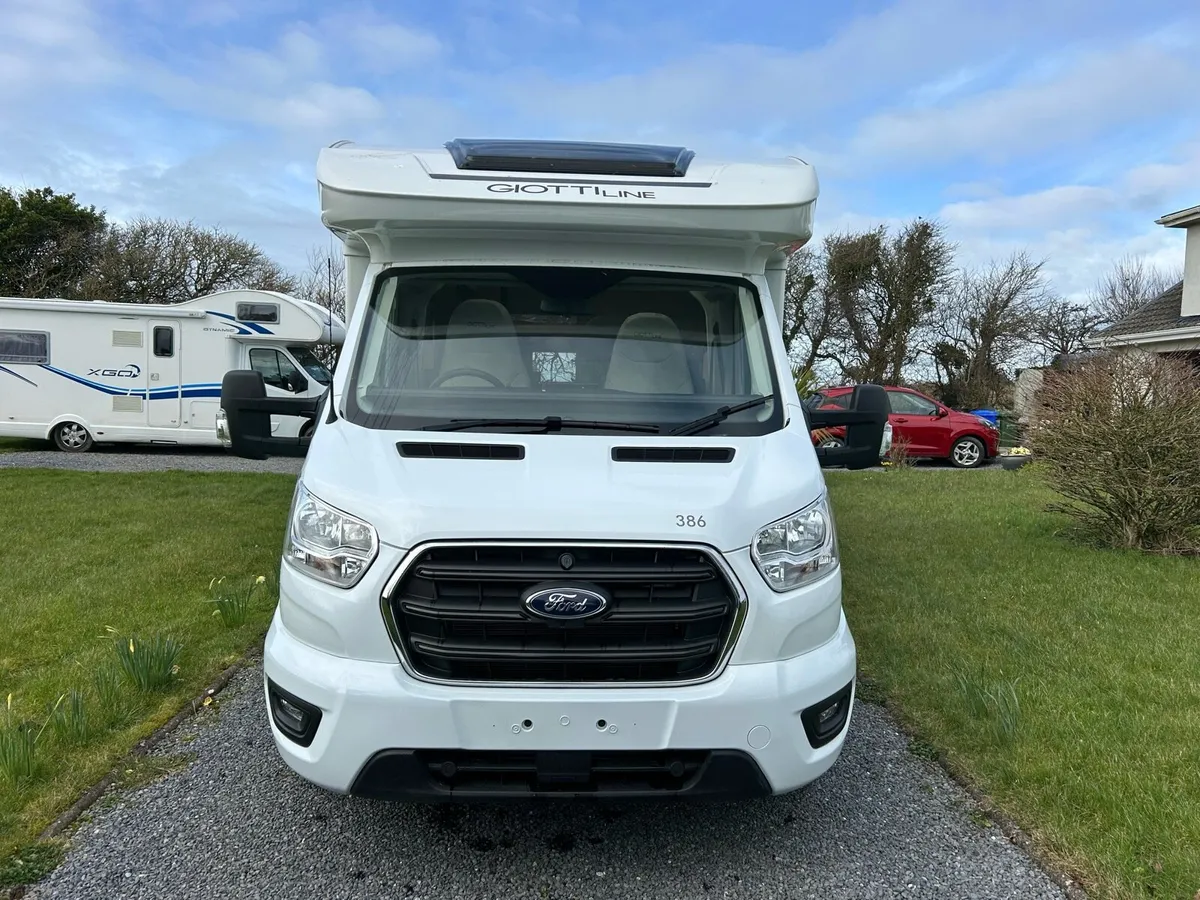 6 berth, Auto Giottiline Siena 386 - Image 1