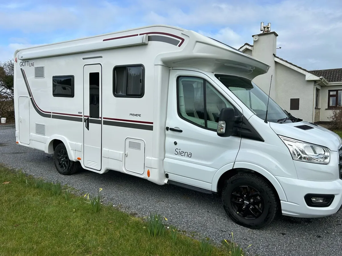 6 berth, Auto Giottiline Siena 386 - Image 2