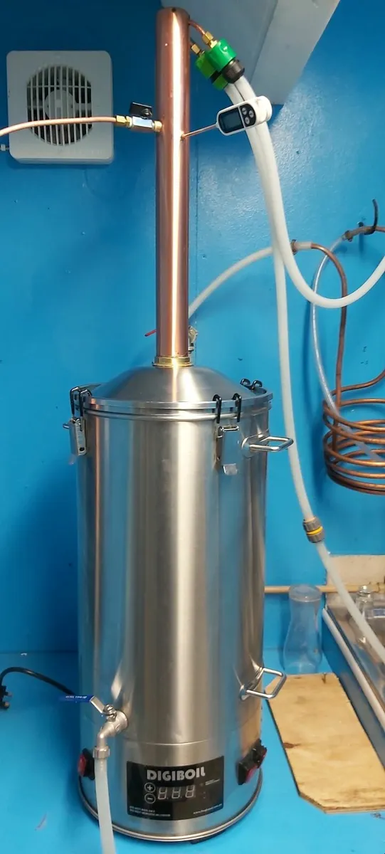 Distilling equipment - Image 4
