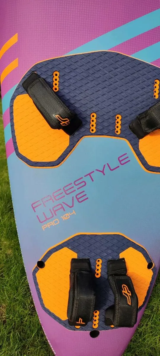 Windsurfing board - Image 3