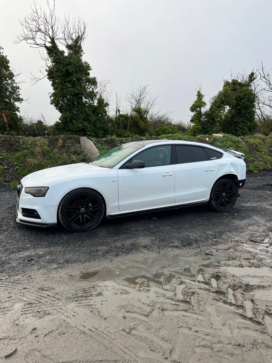 Breaking audi a5 2013 s line cjcb 2.0tdi - Image 4