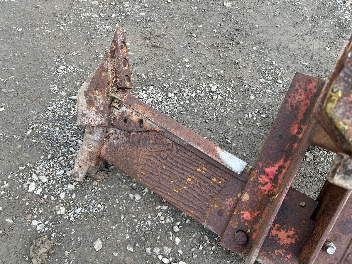 Single leg Moleplough - Image 4