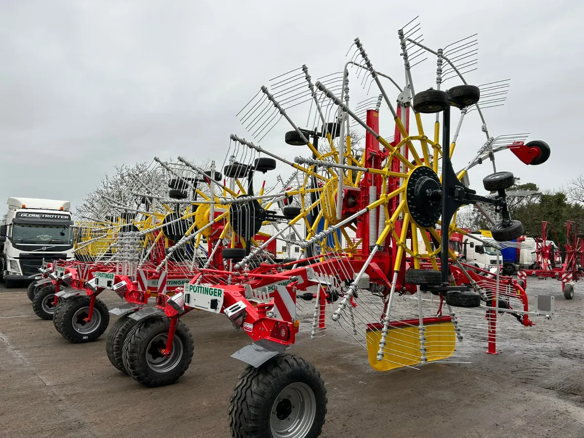 Pottinger TOP 962C Rake - Image 1