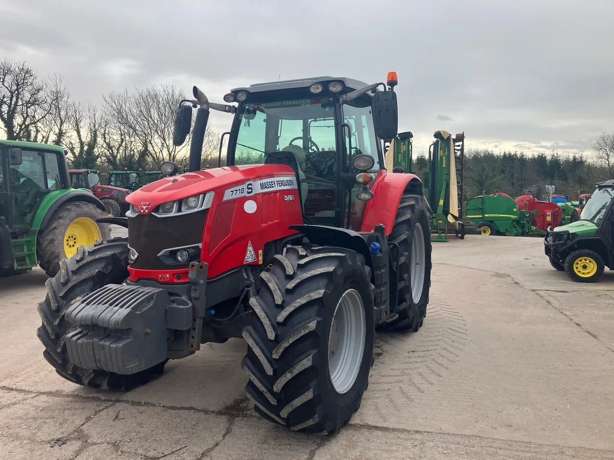 Massey 7718 - Image 1