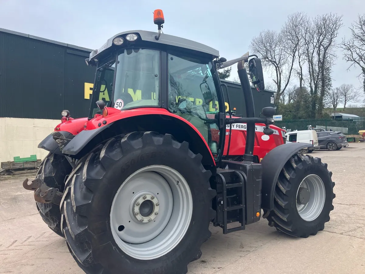 Massey 7718 - Image 4